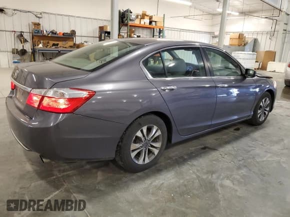 ✅ 2015 Honda Accord LX • VIN: 1HGCR2F38FA121654 • Lot: 87460225. Wystawiony na Copart z przebiegiem 149 864 mil. Bezpłatny archiwum sprzedaży aukcyjnych z USA i szczegółowy raport historii pojazdu na DreamBid. Zdjęcie 3.