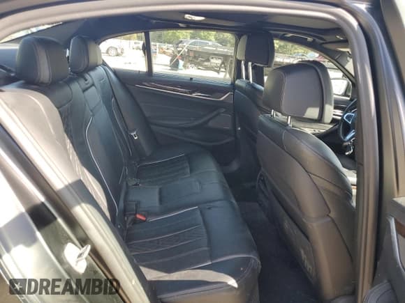 ✅ 2020 BMW 5 Series M550i xDrive • VIN: WBAJS7C06LCD61108 • Lot: 81955535. Wystawiony na Copart z przebiegiem 78 398 mil. Bezpłatny archiwum sprzedaży aukcyjnych z USA i szczegółowy raport historii pojazdu na DreamBid. Zdjęcie 10.