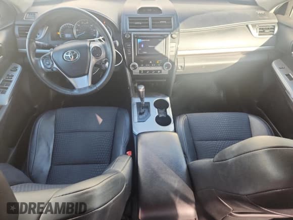 ✅ 2012 Toyota Camry LE • VIN: 4T1BF1FK1CU174027 • Лот: 82474045. Опубликован ранее на Copart с пробегом 119 005 миль. Бесплатный доступ к архиву аукционных продаж из США и подробный отчёт об истории автомобиля на DreamBid. Изображение 8.