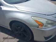 ✅ 2013 Nissan Altima S • VIN: 1N4AL3AP8DN436764 • Lot: 43035640. Wystawiony na IAAI z przebiegiem 110 103 mil. Bezpłatny archiwum sprzedaży aukcyjnych z USA i szczegółowy raport historii pojazdu na DreamBid. Zdjęcie 6.