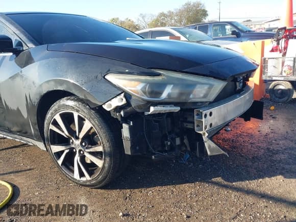 ✅ 2017 Nissan Maxima SV • VIN: 1N4AA6AP9HC386949 • Lot: 43624149. Listed on IAAI with 176,371 mi. Free auction sales archive from the USA and detailed vehicle history report at DreamBid. Image 17.