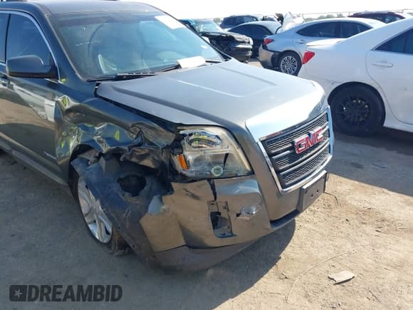 ✅ 2012 GMC Terrain SLT-1 • VIN: 2GKALUEK9C6324920 • Lot: 43035330. Wystawiony na IAAI z przebiegiem 138 853 mil. Bezpłatny archiwum sprzedaży aukcyjnych z USA i szczegółowy raport historii pojazdu na DreamBid. Zdjęcie 6.