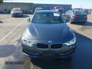 ✅ 2017 BMW 3 Series 330i xDrive • VIN: WBA8D9C31HA004272 • Лот: 43595184. Опубликован ранее на IAAI с пробегом 34 112 миль. Бесплатный доступ к архиву аукционных продаж из США и подробный отчёт об истории автомобиля на DreamBid. Изображение 13.