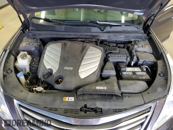 2015 Hyundai Azera z VIN KMHFG4JG3FA472426, wystawiony jako Copart lot #53330305 z przebiegiem 220 760 mil mil oraz Czysty tytuł • Clean title. Historia ofert i sprzedaży dostępna na DreamBid. Obrazek 11.