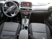 ✅ 2021 Hyundai Kona SE • VIN: KM8K12AA5MU641003 • Лот: 79708843. Опубликован ранее на Copart с пробегом 41 852 миль. Бесплатный доступ к архиву аукционных продаж из США и подробный отчёт об истории автомобиля на DreamBid. Изображение 8.