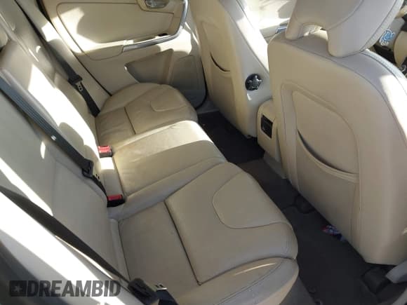 ✅ 2012 Volvo XC60 3.2L • VIN: YV4952DL0C2316433 • Lot: 41496699. Listed on IAAI with 199,557 mi. Free auction sales archive from the USA and detailed vehicle history report at DreamBid. Image 8.