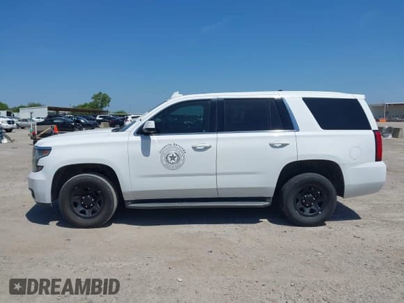 ✅ 2016 Chevrolet Tahoe Commercial • VIN: 1GNLCDEC1GR229072 • Lot: 42717609. Listed on IAAI with 155,425 mi. Free auction sales archive from the USA and detailed vehicle history report at DreamBid. Image 13.