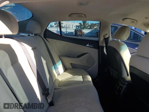 ✅ 2011 Kia Optima EX Hybrid • VIN: KNAGM4ADXB5005463 • Лот: 80757175. Опубликован ранее на Copart с пробегом 186 318 миль. Бесплатный доступ к архиву аукционных продаж из США и подробный отчёт об истории автомобиля на DreamBid. Изображение 10.