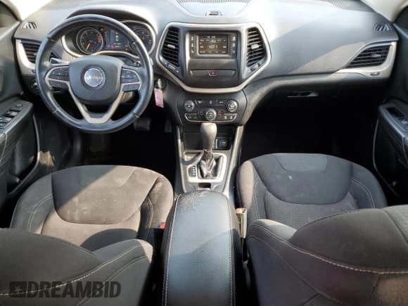 ✅ 2017 Jeep Cherokee 75th Anniversary Edition • VIN: 1C4PJLCB8HW507537 • Lot: 59326755. Wystawiony na Copart z przebiegiem 162 225 mil. Bezpłatny archiwum sprzedaży aukcyjnych z USA i szczegółowy raport historii pojazdu na DreamBid. Zdjęcie 8.