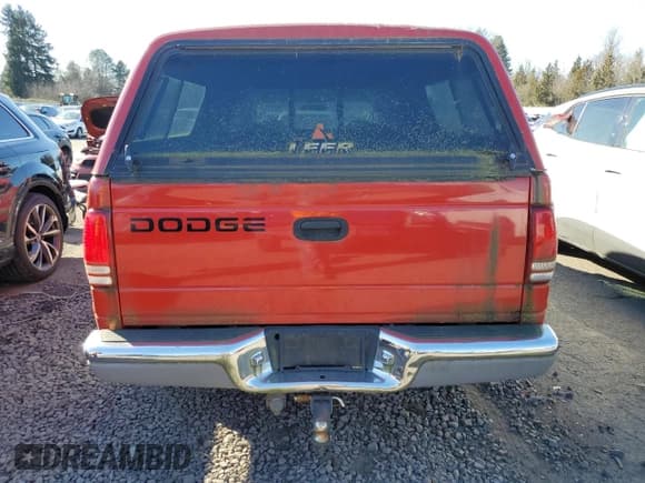 ✅ 2001 Dodge Dakota Sport • VIN: 1B7HL2AN61S325032 • Lot: 43864165. Wystawiony na Copart z przebiegiem Nie podano. Bezpłatny archiwum sprzedaży aukcyjnych z USA i szczegółowy raport historii pojazdu na DreamBid. Zdjęcie 6.