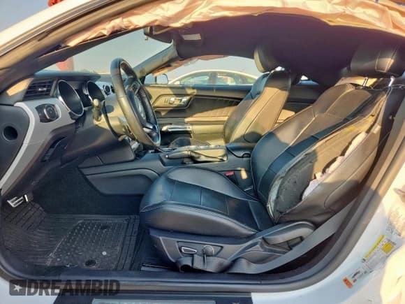 ✅ 2016 Ford Mustang GT • VIN: 1FA6P8CF6G5322438 • Lot: 81380925. Listed on Copart with 88,559 mi. Free auction sales archive from the USA and detailed vehicle history report at DreamBid. Image 7.