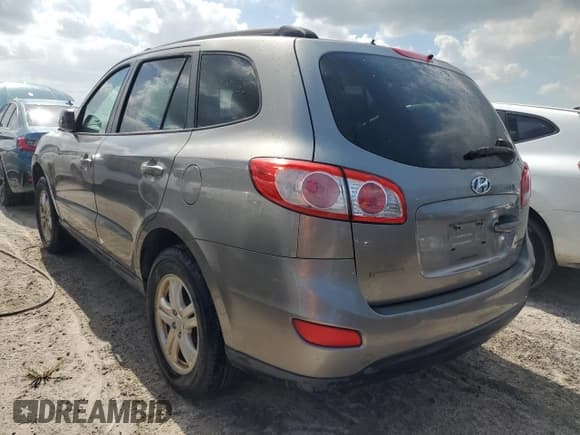 ✅ 2011 Hyundai Santa Fe GLS • VIN: 5XYZG3AB1BG018119 • Lot: 78743554. Listed on Copart with 121,199 mi. Free auction sales archive from the USA and detailed vehicle history report at DreamBid. Image 2.