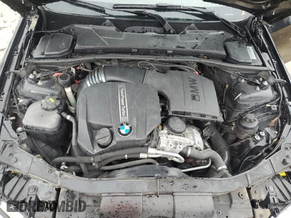 ✅ 2011 BMW 3 Series 335i • VIN: WBAKG7C57BE599132 • Lot: 83869085. Wystawiony na Copart z przebiegiem Nie podano. Bezpłatny archiwum sprzedaży aukcyjnych z USA i szczegółowy raport historii pojazdu na DreamBid. Zdjęcie 11.