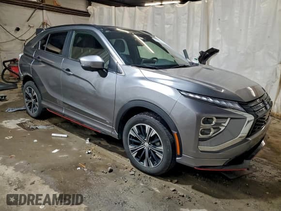 ✅ 2022 Mitsubishi Eclipse Cross SE • VIN: JA4ATWAA3NZ028555 • Lot: 94698255. Listed on Copart with 32,595 mi. Free auction sales archive from the USA and detailed vehicle history report at DreamBid. Image 4.