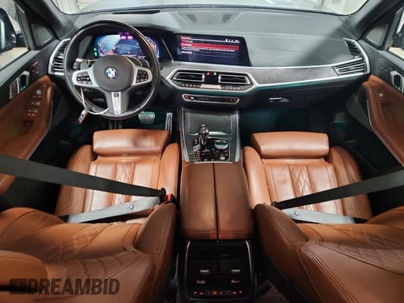 ✅ 2021 BMW X7 xDrive40i • VIN: 5UXCW2C00M9F02965 • Лот: 92995675. Опубликован ранее на Copart с пробегом 52 090 миль. Бесплатный доступ к архиву аукционных продаж из США и подробный отчёт об истории автомобиля на DreamBid. Изображение 8.