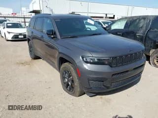 ✅ 2024 Jeep Grand Cherokee Altitude • VIN: 1C4RJKAG4R8507770 • Лот: 41734771. Опубликован ранее на IAAI с пробегом 19 519 миль. Бесплатный доступ к архиву аукционных продаж из США и подробный отчёт об истории автомобиля на DreamBid. Изображение 1.