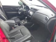 ✅ 2017 Nissan Rogue SV • VIN: JN8AT2MT3HW392531 • Lot: 42700100. Listed on IAAI with 182,730 mi. Free auction sales archive from the USA and detailed vehicle history report at DreamBid. Image 5.