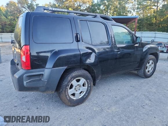 ✅ 2007 Nissan Xterra X • VIN: 5N1AN08U07C524282 • Lot: 90132085. Wystawiony na Copart z przebiegiem 186 400 mil. Bezpłatny archiwum sprzedaży aukcyjnych z USA i szczegółowy raport historii pojazdu na DreamBid. Zdjęcie 3.