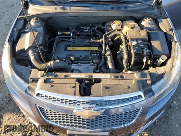 ✅ 2014 Chevrolet Cruze 1LT • VIN: 1G1PC5SB5E7352449 • Лот: 90703335. Опубликован ранее на Copart с пробегом 91 823 миль. Бесплатный доступ к архиву аукционных продаж из США и подробный отчёт об истории автомобиля на DreamBid. Изображение 11.