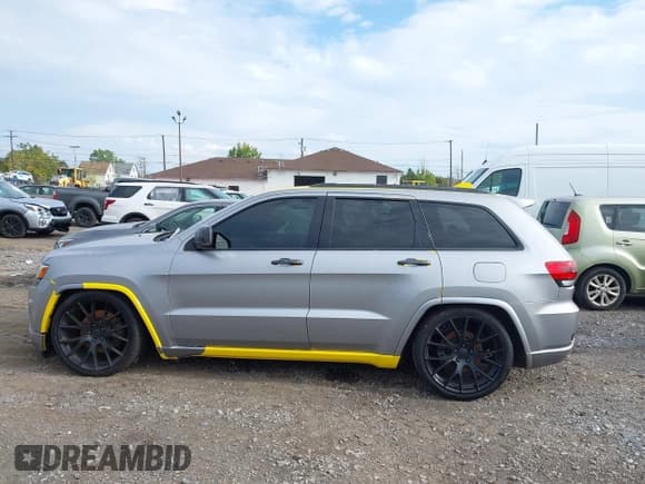 ✅ 2014 Jeep Grand Cherokee Overland • VIN: 1C4RJFCT6EC404326 • Lot: 43296550. Listed on IAAI with 161,846 mi. Free auction sales archive from the USA and detailed vehicle history report at DreamBid. Image 14.