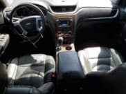 ✅ 2013 Chevrolet Traverse LT • VIN: 1GNKRJKDXDJ245285 • Lot: 67482114. Wystawiony na Copart z przebiegiem 195 838 mil. Bezpłatny archiwum sprzedaży aukcyjnych z USA i szczegółowy raport historii pojazdu na DreamBid. Zdjęcie 8.