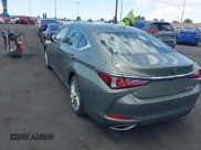 ✅ 2020 Lexus ES 350 Luxury • VIN: 58AEZ1B10LU053600 • Lot: 41966488. Wystawiony na IAAI z przebiegiem 12 328 mil. Bezpłatny archiwum sprzedaży aukcyjnych z USA i szczegółowy raport historii pojazdu na DreamBid. Zdjęcie 3.