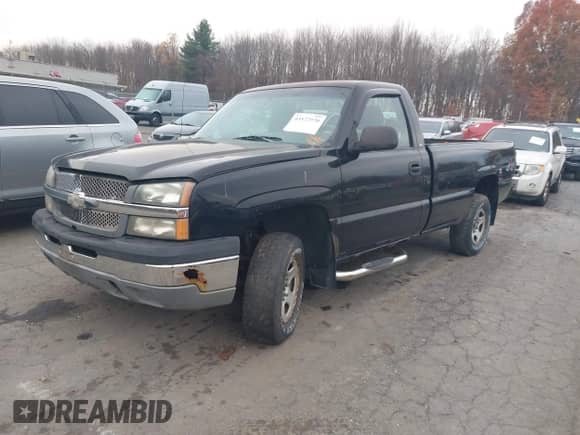 2003 Chevrolet Silverado 1500 Work Truck z VIN 1GCEK14V13E181533, wystawiony jako IAAI lot #43577970 z przebiegiem 78 238 mil mil oraz . Historia ofert i sprzedaży dostępna na DreamBid. Obrazek 2.