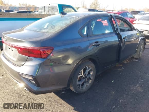 ✅ 2020 Kia Forte LXS • VIN: 3KPF24ADXLE256333 • Лот: 43580816. Опубликован ранее на IAAI с пробегом 54 967 миль. Бесплатный доступ к архиву аукционных продаж из США и подробный отчёт об истории автомобиля на DreamBid. Изображение 4.