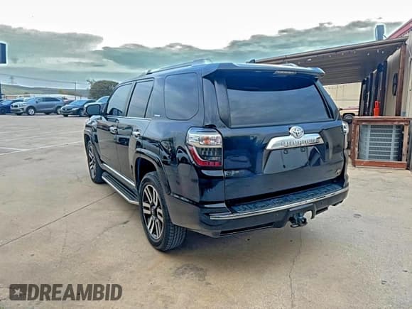 ✅ 2016 Toyota 4Runner Limited • VIN: JTEBU5JR8G5400338 • Lot: 96191595. Listed on Copart with 151,671 mi. Free auction sales archive from the USA and detailed vehicle history report at DreamBid. Image 3.