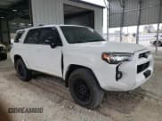 ✅ 2023 Toyota 4Runner SR5 Premium • VIN: JTENU5JR5P6156784 • Лот: 52301595. Опубликован ранее на Copart с пробегом 25 365 миль. Бесплатный доступ к архиву аукционных продаж из США и подробный отчёт об истории автомобиля на DreamBid. Изображение 4.