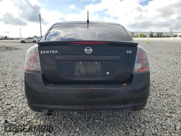 ✅ 2010 Nissan Sentra SR • VIN: 3N1AB6AP4AL690355 • Lot: 89820925. Wystawiony na Copart z przebiegiem 139 969 mil. Bezpłatny archiwum sprzedaży aukcyjnych z USA i szczegółowy raport historii pojazdu na DreamBid. Zdjęcie 6.