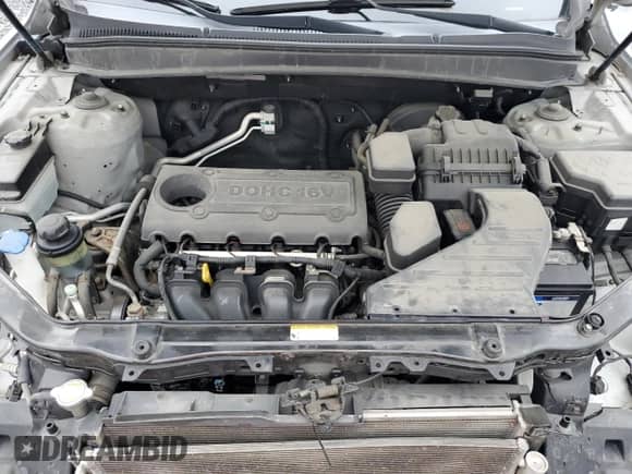 2010 Hyundai Santa Fe GLS с VIN 5NMSG3ABXAH384716, выставлен на аукционе Copart как лот 73523384 с пробегом 143 938 миль миль и Списание • Salvage title. История ставок и продаж доступна на DreamBid. Изображение 11.