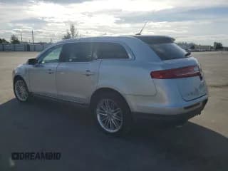 ✅ 2013 Lincoln MKT EcoBoost • VIN: 2LMHJ5AT9DBL55887 • Lot: 92597095. Wystawiony na Copart z przebiegiem 133 501 mil. Bezpłatny archiwum sprzedaży aukcyjnych z USA i szczegółowy raport historii pojazdu na DreamBid. Zdjęcie 2.