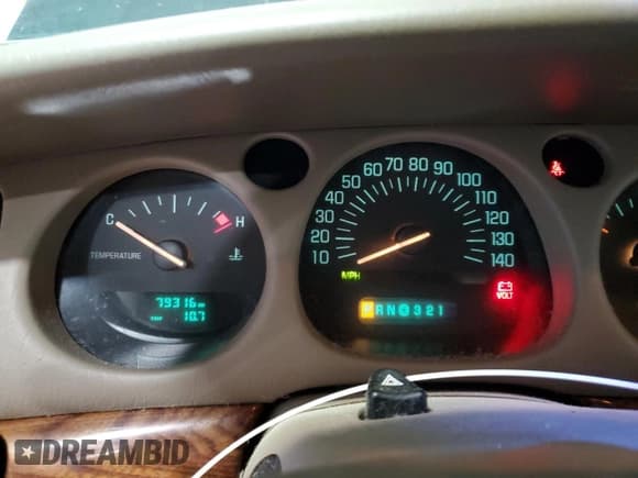 ✅ 2002 Buick LeSabre Custom • VIN: 1G4HP54K82U251606 • Лот: 89684715. Опубликован ранее на Copart с пробегом 79 316 миль. Бесплатный доступ к архиву аукционных продаж из США и подробный отчёт об истории автомобиля на DreamBid. Изображение 9.