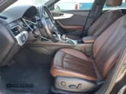 ✅ 2018 Audi A4 Premium Plus • VIN: WAULMAF45JA043940 • Lot: 82465865. Wystawiony na Copart z przebiegiem 102 265 mil. Bezpłatny archiwum sprzedaży aukcyjnych z USA i szczegółowy raport historii pojazdu na DreamBid. Zdjęcie 7.