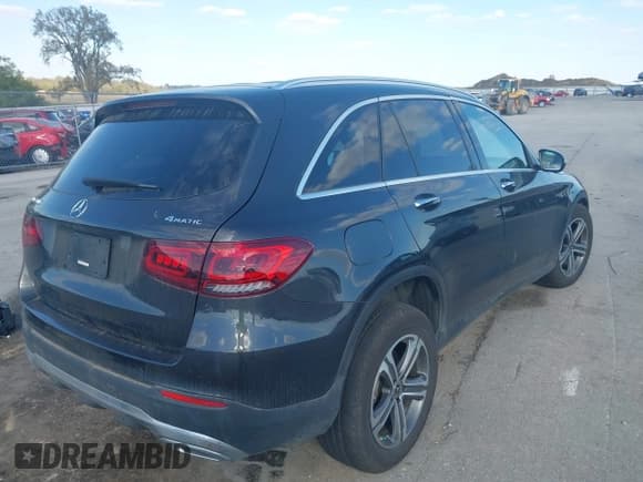 ✅ 2020 Mercedes-Benz GLC 300 • VIN: WDC0G8EB2LF705947 • Лот: 43405932. Опубликован ранее на IAAI с пробегом 52 230 миль. Бесплатный доступ к архиву аукционных продаж из США и подробный отчёт об истории автомобиля на DreamBid. Изображение 4.