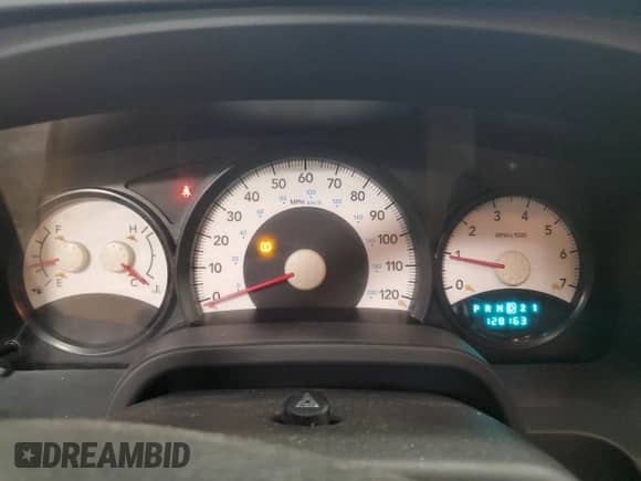 2008 Dodge Dakota Bighorn/Lonestar with VIN 1D7HE38K88S590577, listed as a Copart auction lot 73517754 with 128,163 mi miles and Salvage title. Bid and sale history available at DreamBid. Image 9.