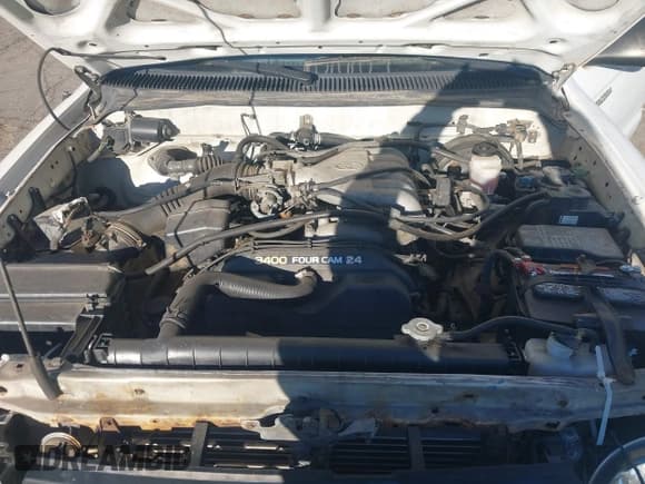 ✅ 2000 Toyota Tacoma PreRunner • VIN: 4TASN92N9YZ584117 • Lot: 43868258. Listed on IAAI with 211,530 mi. Free auction sales archive from the USA and detailed vehicle history report at DreamBid. Image 10.