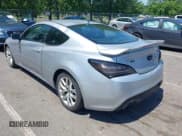 ✅ 2013 Hyundai Genesis Coupe 2.0T • VIN: KMHHT6KD8DU082972 • Lot: 42576823. Wystawiony na IAAI z przebiegiem 89 091 mil. Bezpłatny archiwum sprzedaży aukcyjnych z USA i szczegółowy raport historii pojazdu na DreamBid. Zdjęcie 3.