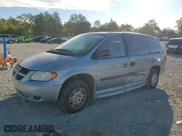 2006 Dodge Grand Caravan SE with VIN 1D4GP24R06B636447, listed as a Copart auction lot 84297505 with 122,072 mi miles and Clean title. Bid and sale history available at DreamBid. Image 14.
