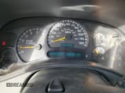 ✅ 2005 Chevrolet Silverado 1500 Z71 • VIN: 2GCEK13T251142969 • Лот: 79719894. Опубликован ранее на Copart с пробегом 182 787 миль. Бесплатный доступ к архиву аукционных продаж из США и подробный отчёт об истории автомобиля на DreamBid. Изображение 9.