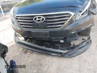 2015 Hyundai Sonata Limited z VIN 5NPE34AB2FH114548, wystawiony jako IAAI lot #43303484 z przebiegiem 107 340 mil mil oraz . Historia ofert i sprzedaży dostępna na DreamBid. Obrazek 6.