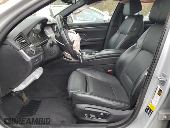 ✅ 2015 BMW 5 Series 535i xDrive • VIN: WBA5B3C54FD546789 • Лот: 90537835. Опубликован ранее на Copart с пробегом 85 550 миль. Бесплатный доступ к архиву аукционных продаж из США и подробный отчёт об истории автомобиля на DreamBid. Изображение 7.