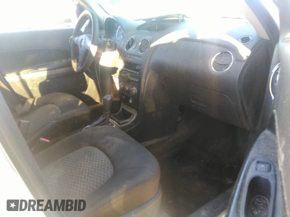 ✅ 2011 Chevrolet HHR LS • VIN: 3GNBAAFW1BS647906 • Lot: 41421828. Listed on IAAI with 242,596 mi. Free auction sales archive from the USA and detailed vehicle history report at DreamBid. Image 5.