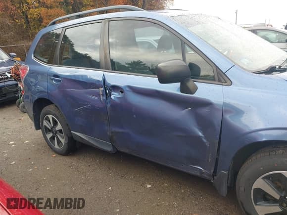 ✅ 2018 Subaru Forester • VIN: JF2SJABC6JH562685 • Lot: 43443394. Wystawiony na IAAI z przebiegiem 90 915 mil. Bezpłatny archiwum sprzedaży aukcyjnych z USA i szczegółowy raport historii pojazdu na DreamBid. Zdjęcie 13.