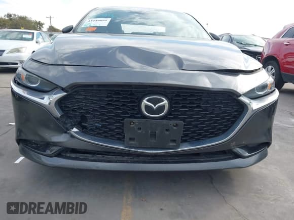 ✅ 2021 Mazda 3 Preferred • VIN: JM1BPACL6M1314753 • Lot: 43449899. Wystawiony na IAAI z przebiegiem 95 807 mil. Bezpłatny archiwum sprzedaży aukcyjnych z USA i szczegółowy raport historii pojazdu na DreamBid. Zdjęcie 20.