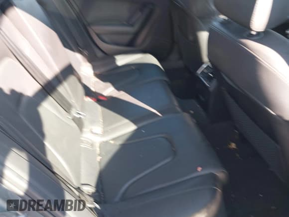 ✅ 2010 Audi A4 Premium Plus • VIN: WAUWFAFL8AA125398 • Lot: 41421576. Listed on IAAI with 125,679 mi. Free auction sales archive from the USA and detailed vehicle history report at DreamBid. Image 8.