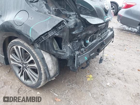 ✅ 2016 Hyundai Veloster Turbo Rally Edition • VIN: KMHTC6AE6GU252691 • Lot: 40934583. Wystawiony na IAAI z przebiegiem 88 000 mil. Bezpłatny archiwum sprzedaży aukcyjnych z USA i szczegółowy raport historii pojazdu na DreamBid. Zdjęcie 19.