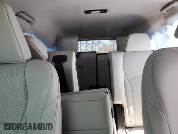 ✅ 2022 Lexus RX 350L • VIN: JTJHZKFA8N2043613 • Lot: 47072735. Listed on Copart with 13,903 mi. Free auction sales archive from the USA and detailed vehicle history report at DreamBid. Image 10.