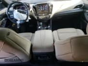 ✅ 2023 Chevrolet Traverse Premier • VIN: 1GNEVKKW1PJ124438 • Lot: 69772074. Wystawiony na Copart z przebiegiem 40 057 mil. Bezpłatny archiwum sprzedaży aukcyjnych z USA i szczegółowy raport historii pojazdu na DreamBid. Zdjęcie 8.